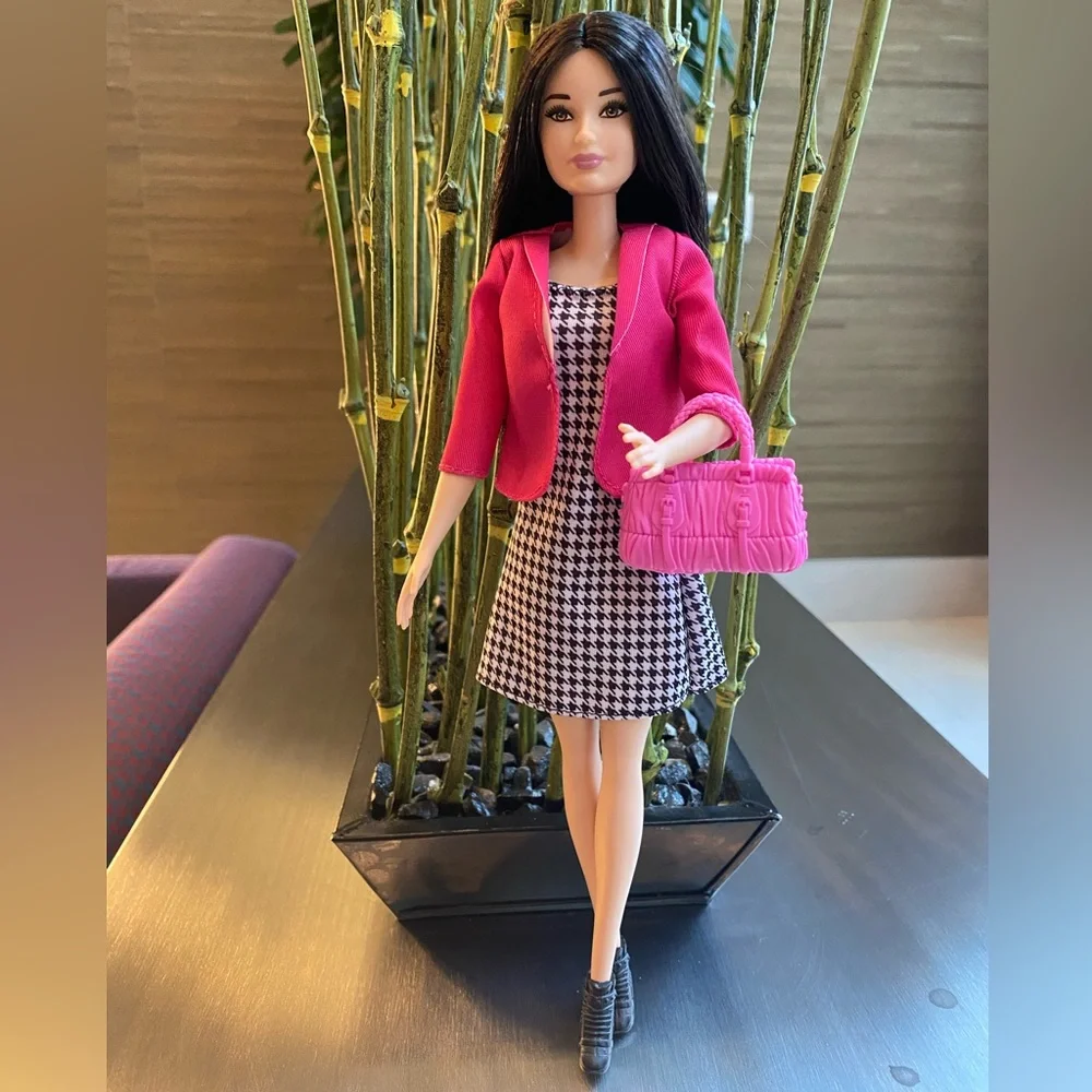 Brand New Mattel Barbie Fashionista - Picture 4 of 13